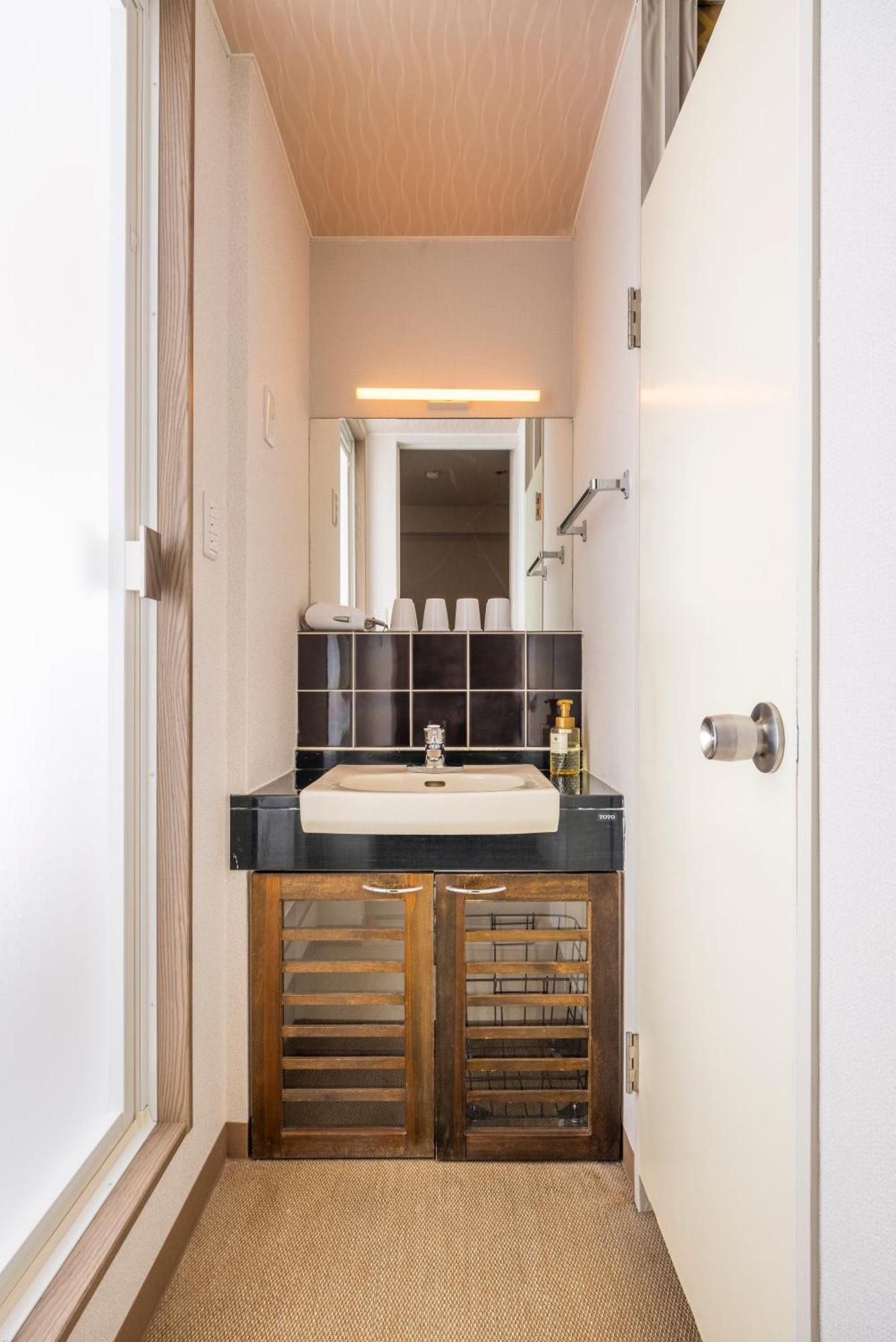 Hotel Cerezo Токіо Екстер'єр фото